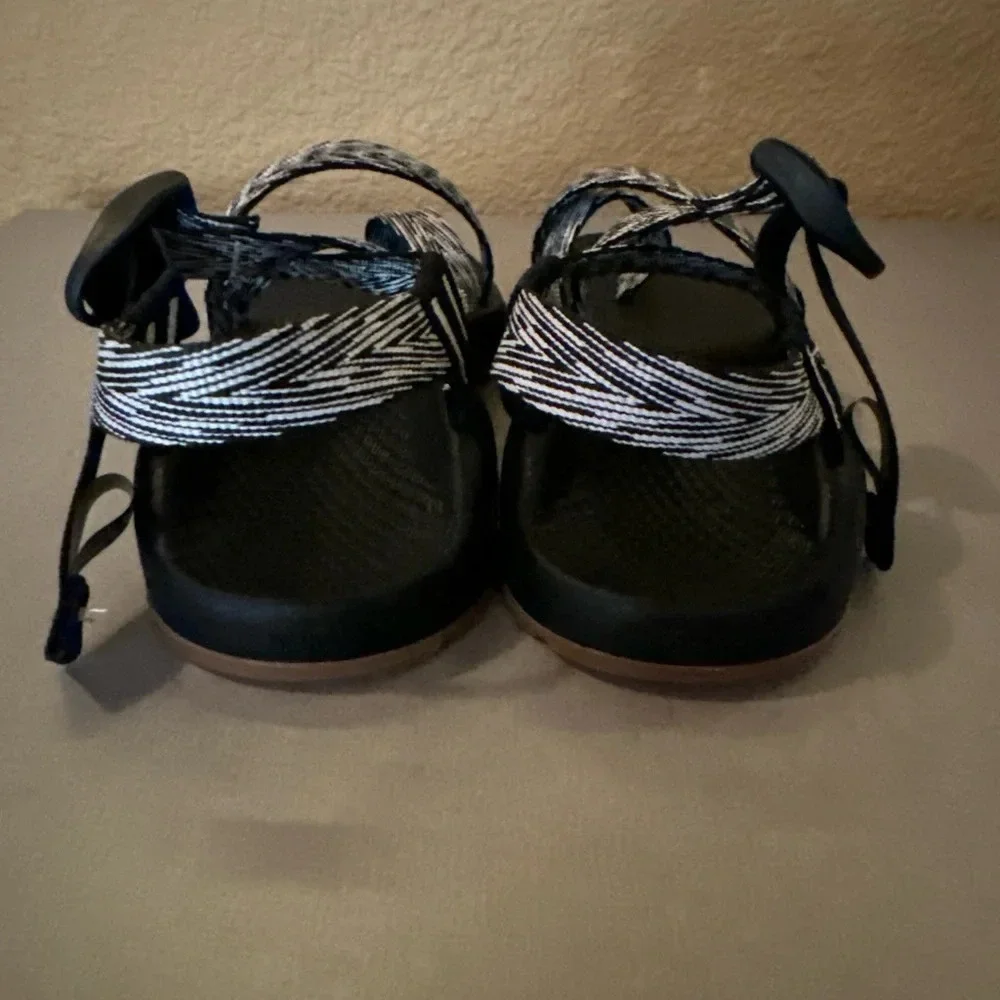 Chaco Z2 Classic Sport Sandals, Black, Women's 5 - Picture 4 of 6